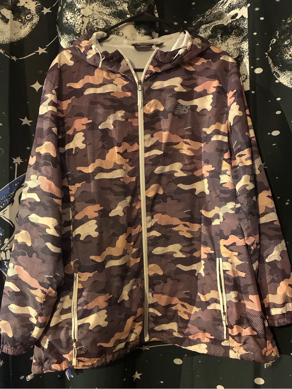 Windbreaker - Picture 2 of 8